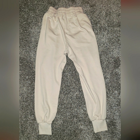 YoVela | Yoga Running Jogger Sweatpants - Picture 5 of 5